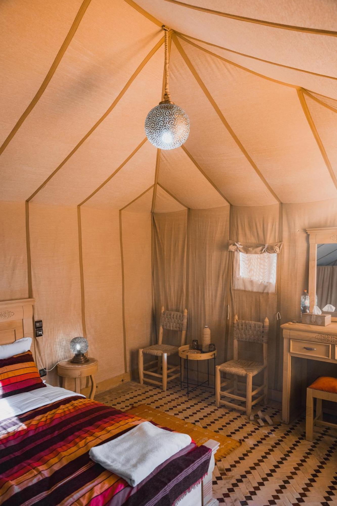 Готель Royal Luxury Camp Мерзуга Екстер'єр фото
